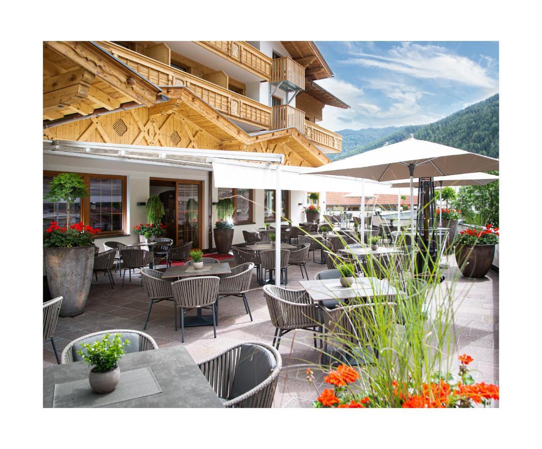 Hotel Brugger Fulpmes Exterior foto