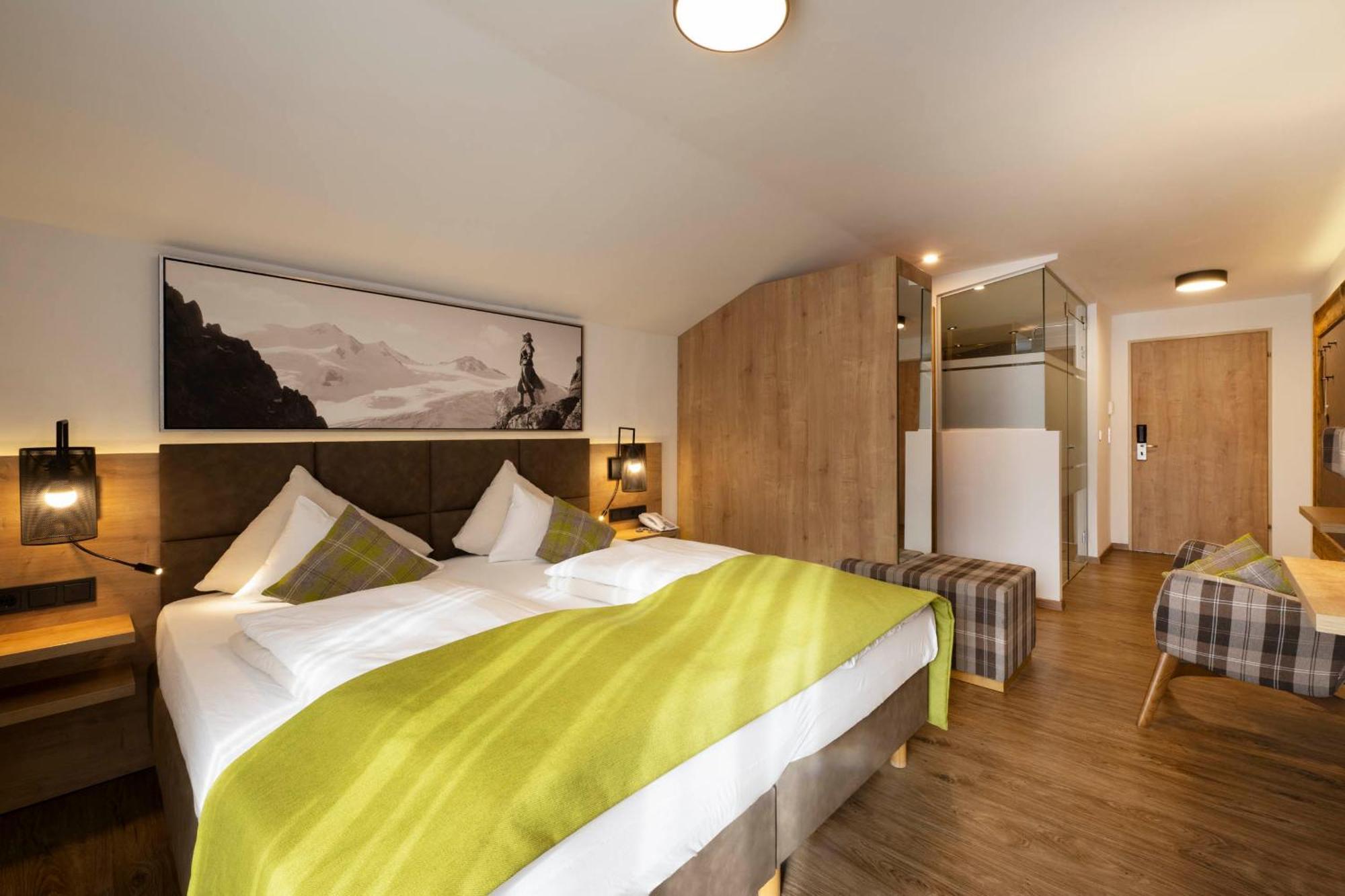 Hotel Brugger Fulpmes Exterior foto