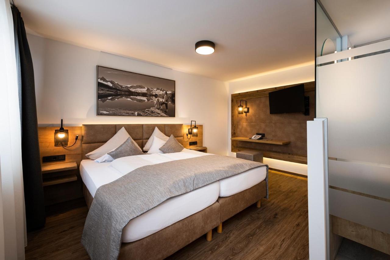 Hotel Brugger Fulpmes Exterior foto
